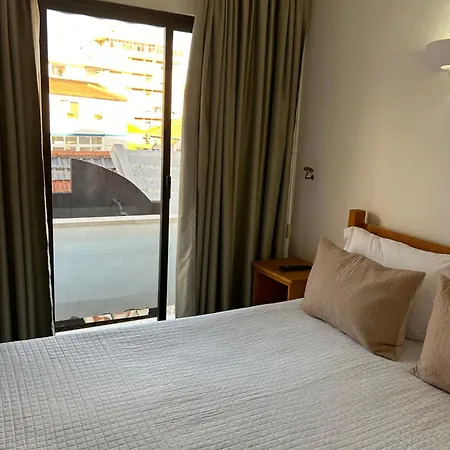 Copacabana Residencial 3*